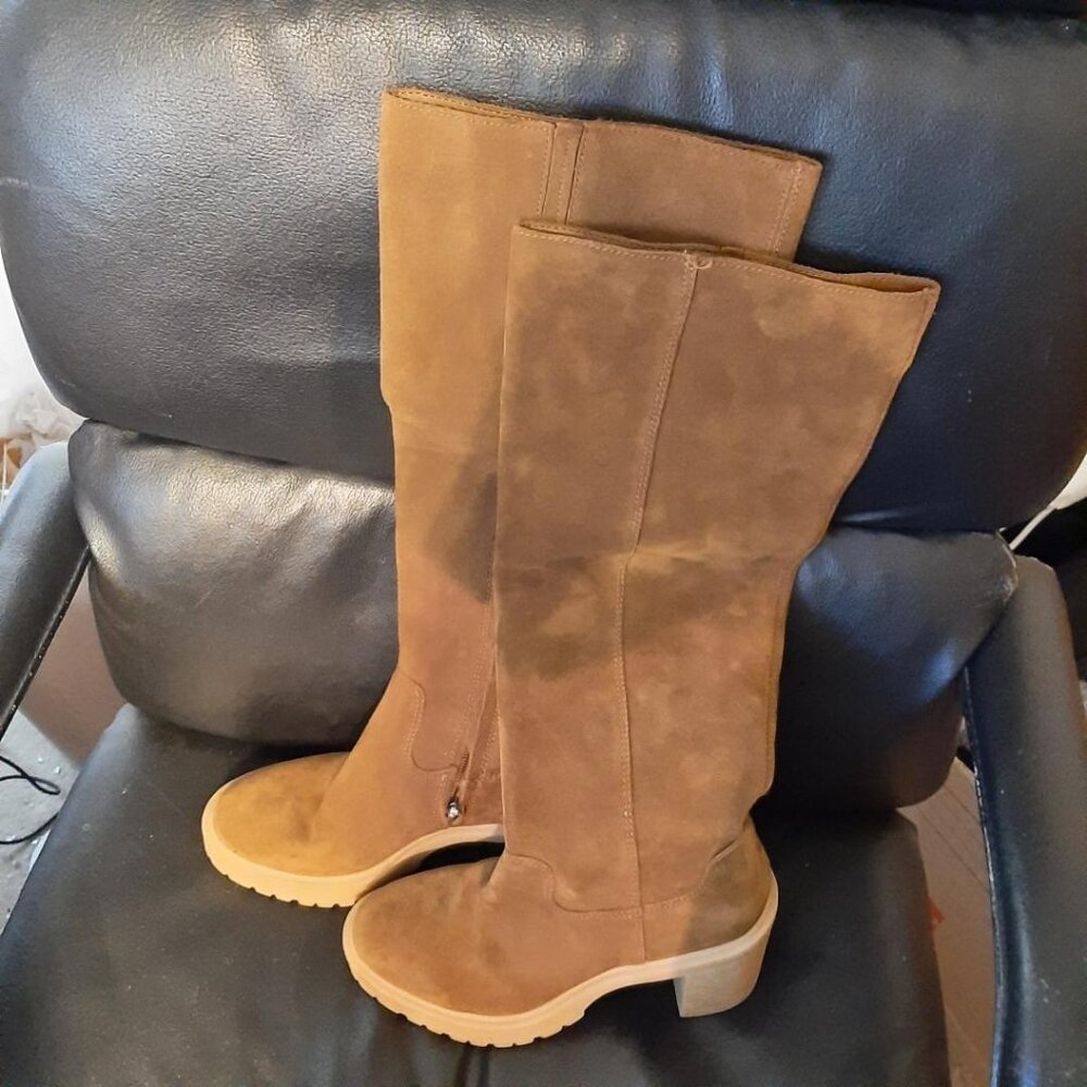 New Dolce Vita Tall Shaft Lug Sole Boot Tan Size